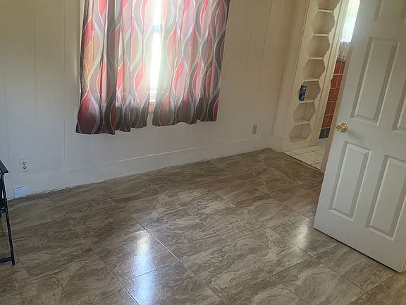2nd image of 2719 Funston St
