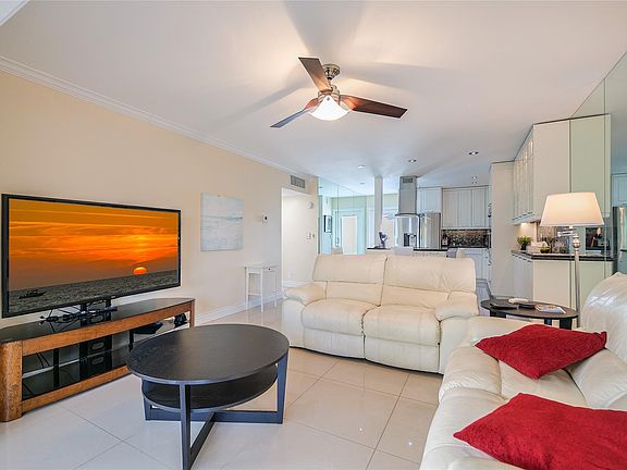 3rd image of 4321 NW 16th Street #301-C