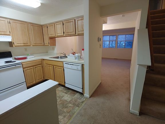 5th image of 4336 Isleswood Ter