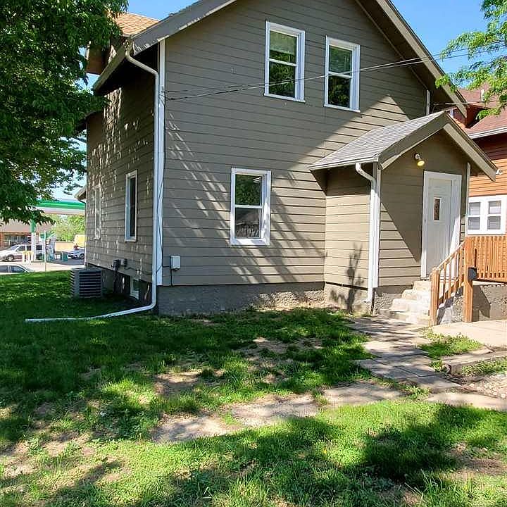 1st image of 1511 W 12th St