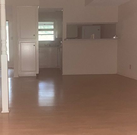 5th image of 142 Amistad Blvd