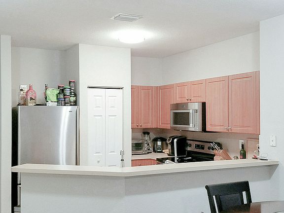 3rd image of 5569 Monte Carlo Pl