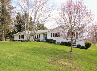 3 Woodgate Ln, Ithaca, NY 14850