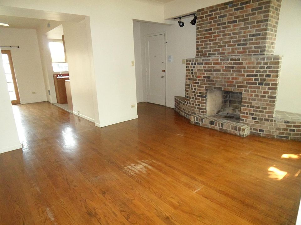 1st image of 1316 W Rosemont Ave APT 2