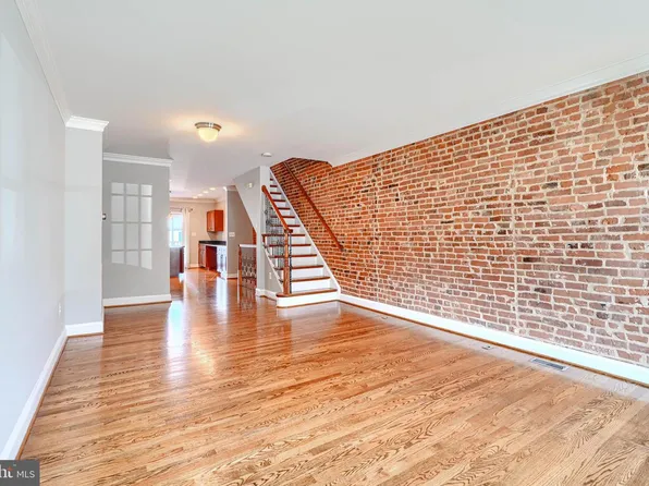 612 S Clinton St, Baltimore, MD 21224