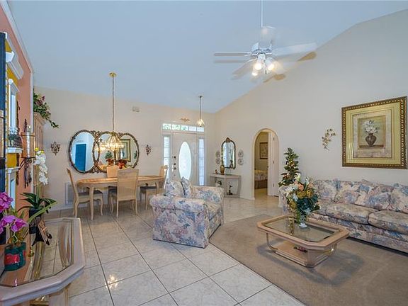 5th image of 12621 Crayford Ave #1