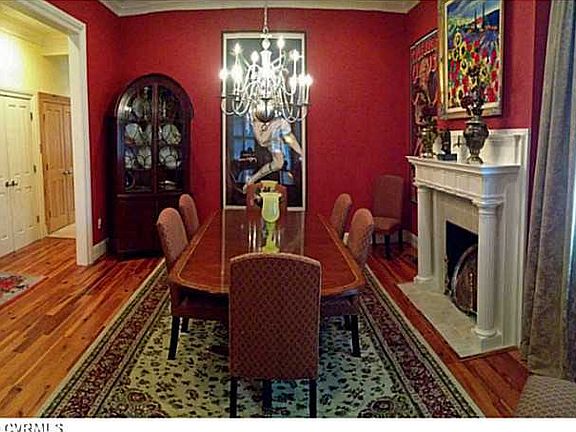 4th image of 1303 Park Ave
