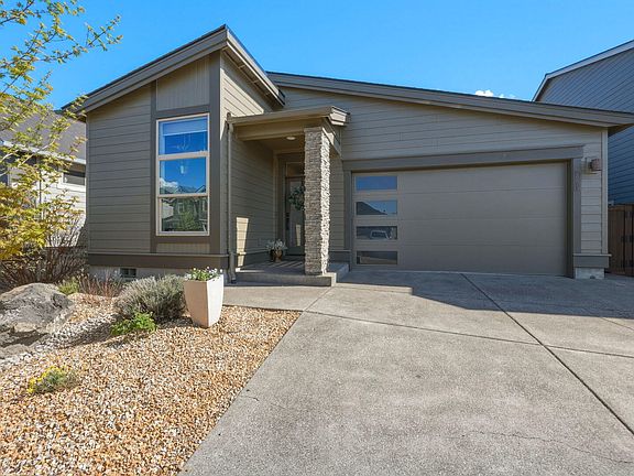 2nd image of 20873 SE Humber Ln