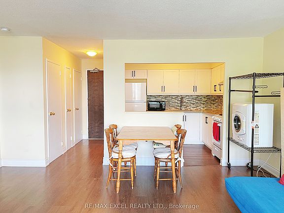 5th image of 5949 Yonge St #307