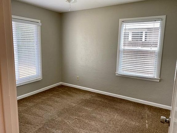 5th image of 1021 Shearer St