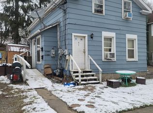 9 Ithaca St, Waverly, NY 14892