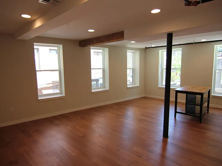 Cambridge Lofts — Photo 10