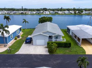 3139 Indian Village Ln, North Fort Myers, FL 33917