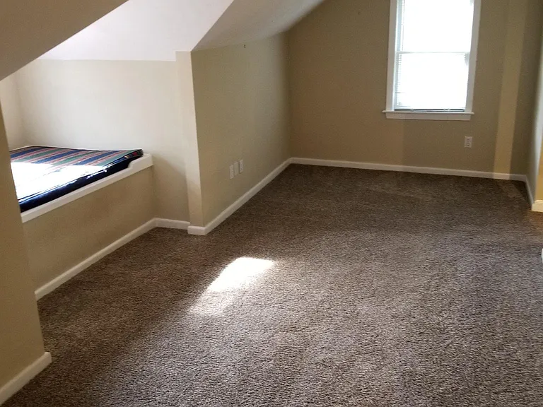 Office or sitting area off of master suite