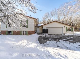 1207 County Road 9 Rd, Greater Napanee, ON K7R0E4