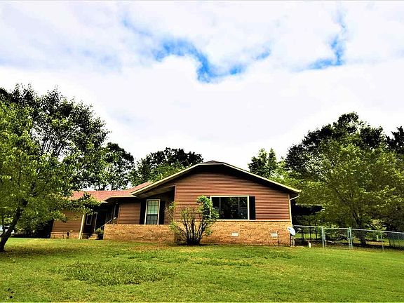 2nd image of 217 Louann Dr