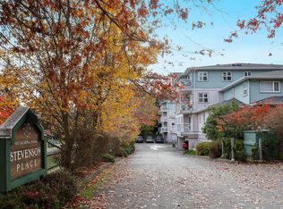 1683 Balmoral Ave #403, Comox, BC V9M2M9