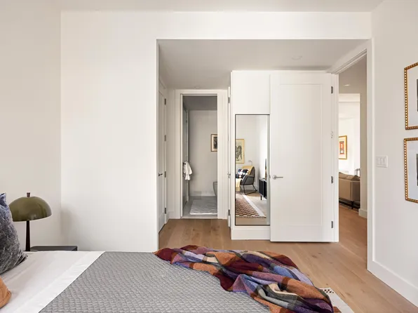 755 Washington Avenue image 10 of 13