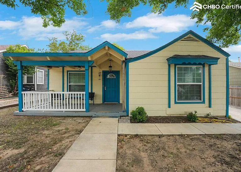 3820 Collinwood Ave — Photo 2