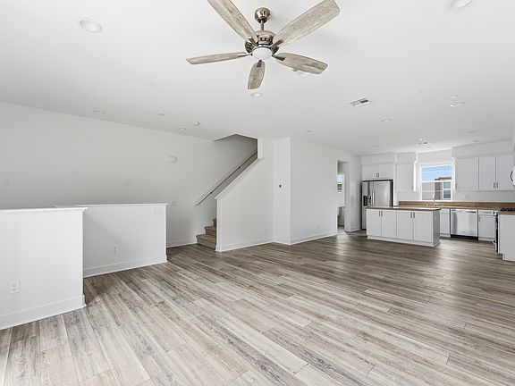 5th image of 4367 Pacifica Way Unit 2