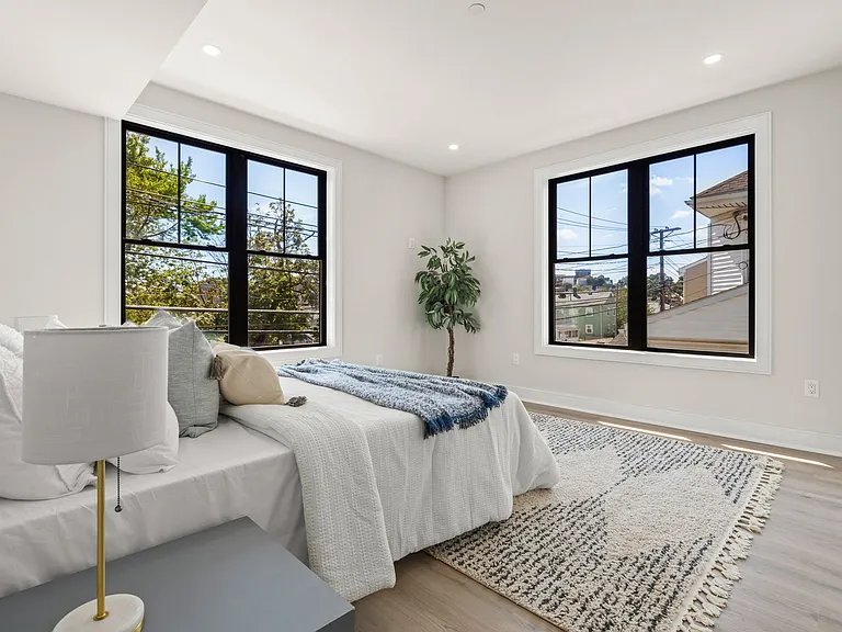 260 Elm St #301 — Photo 7