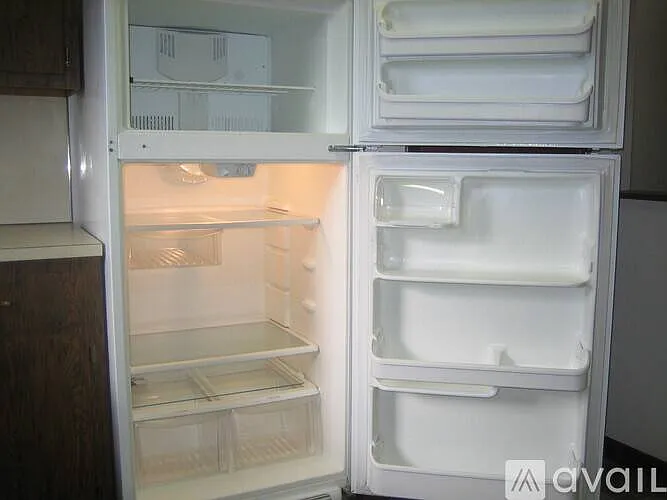 Immaculate Refrigerator Included