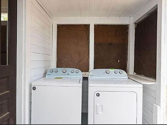 5th image of 1606 Kemper St