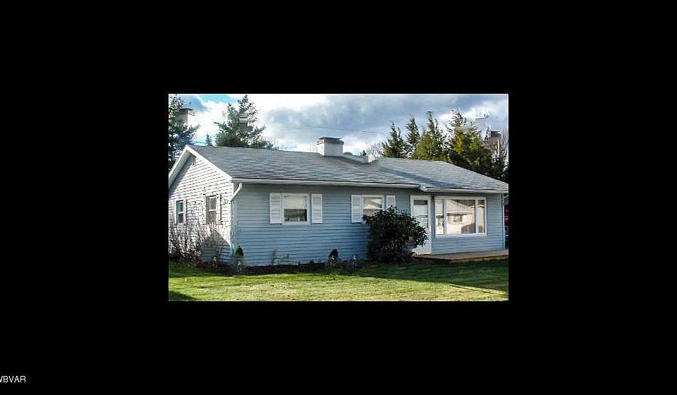 2nd image of 2420 Vista Rd