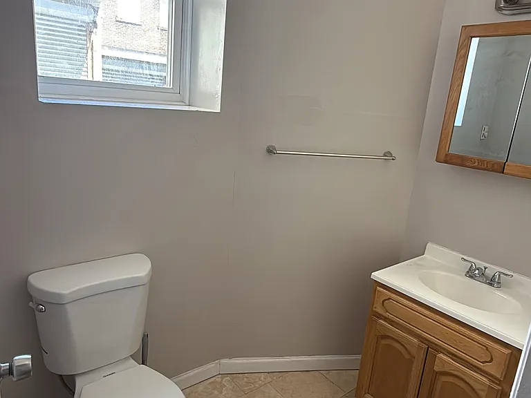 57 E Runyon St #A — Photo 14