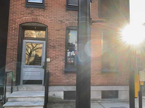 2nd image of 238 King St