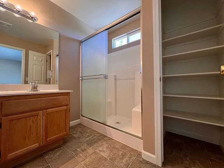 1073 Pepper Ln — Photo 10