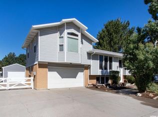 10786 S Whirlaway Ln, Sandy, UT 84092