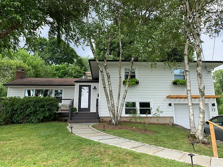 12 Wolf Rd — Photo 9