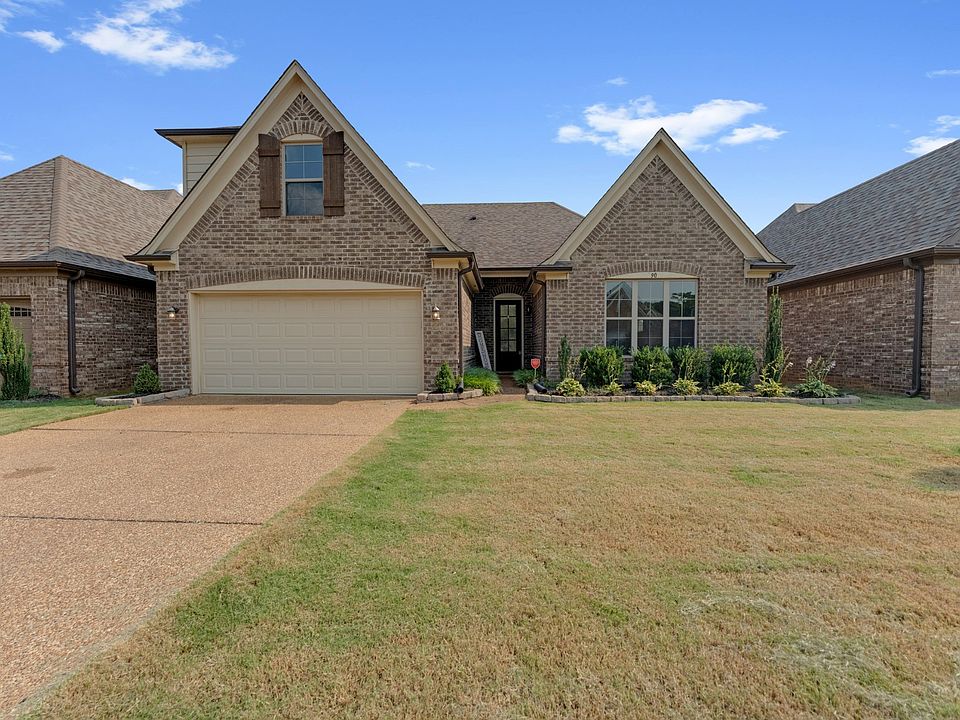 1st image of 90 Willow Springs Ln