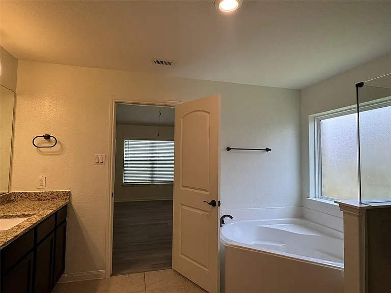 21326 Echo Manor Dr — Photo 30