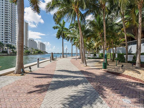 2nd image of 475 Brickell Ave APT 1912