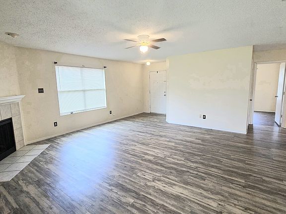 2nd image of 8103 Zephyr Ct