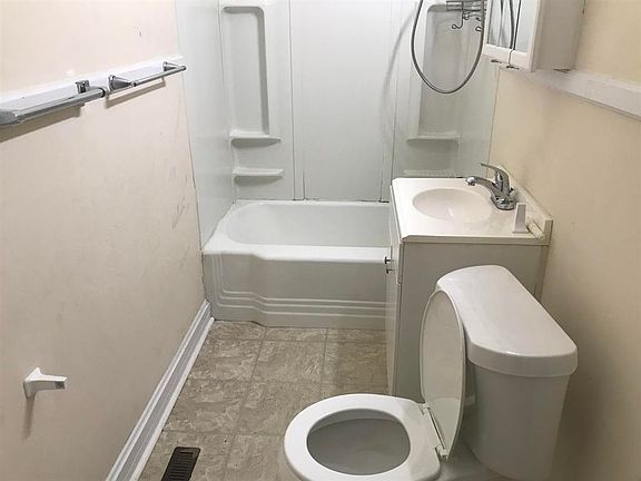 3rd image of 411 W 8th St