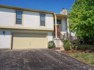 3587 Country Ridge Dr, Mason, OH 45040