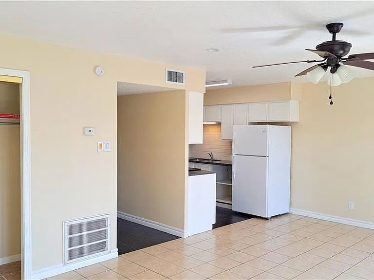1418 Beech Ave #3 — Photo 16