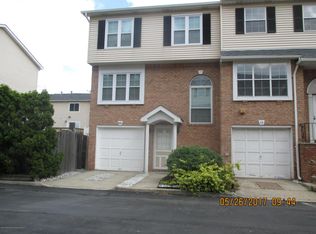 66 Coventry Loop, Staten Island, NY 10312