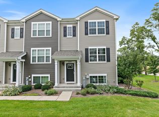 2570 Alison Ave #2570, Hampshire, IL 60140