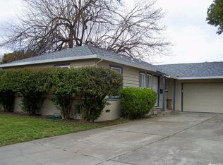 6719 Golf View Dr, Sacramento, CA 95822