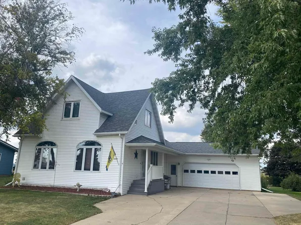 1270 Dodgeville St, Highland, WI 53543