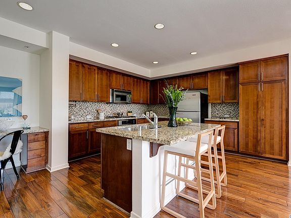 5th image of 111 S De Lacey Ave Unit 303