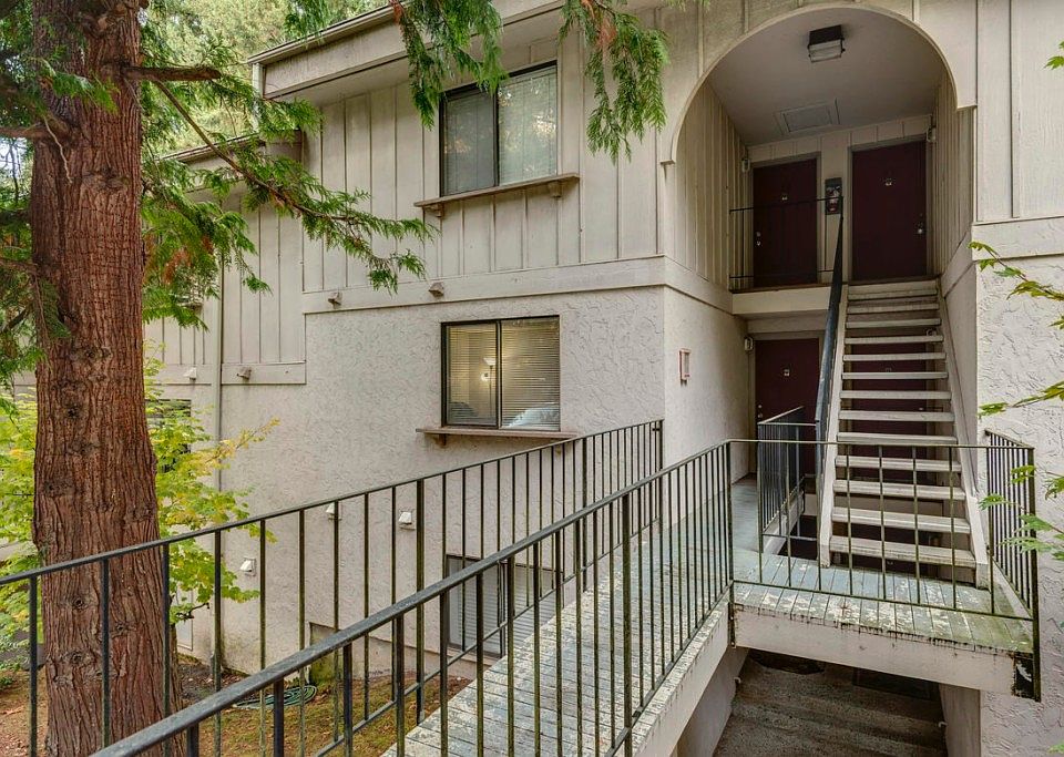 1st image of 12736 NE 116th St Unit L-22