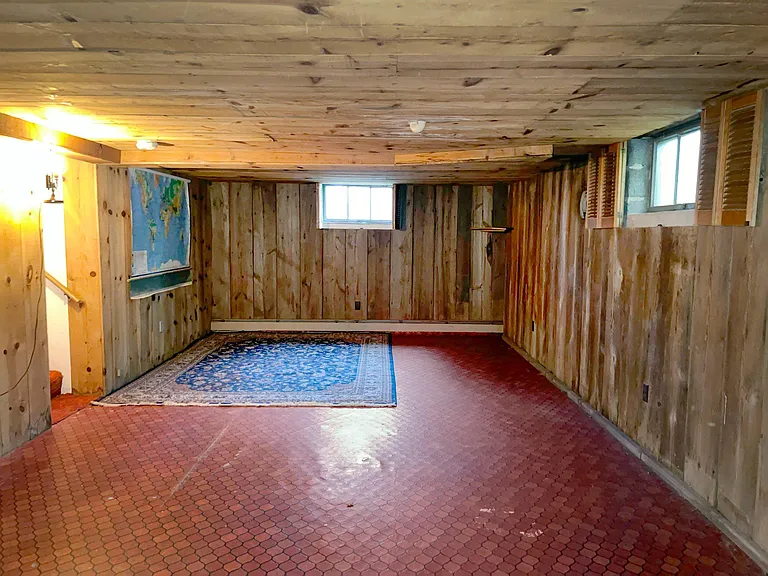 51 Elfman Dr — Photo 36