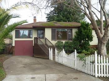 1st image of 13 Lauren Ave