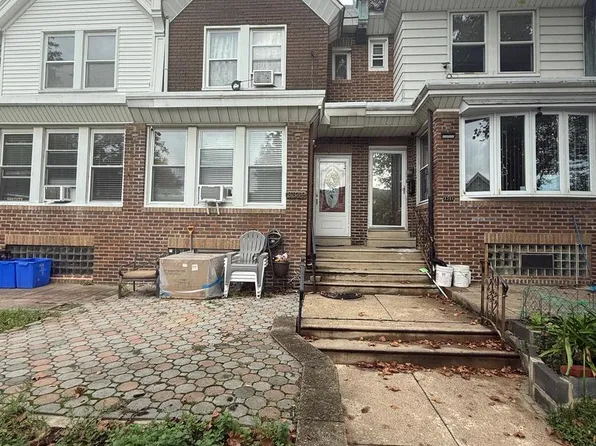 3349 Saint Vincent St, Philadelphia, PA 19149