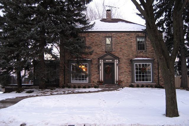 1st image of 784 17th Ave N